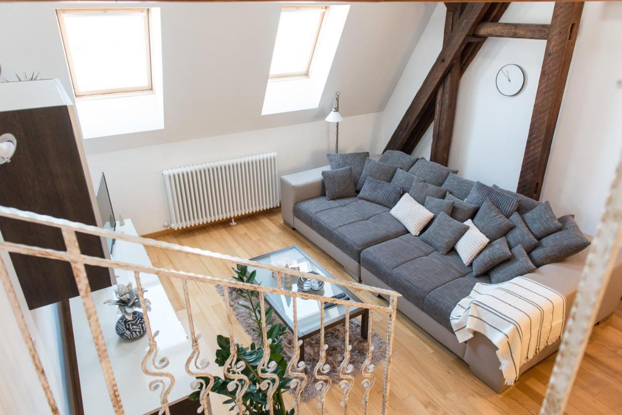 شقة Comfy Loft On Hlavna كَشّا المظهر الخارجي الصورة