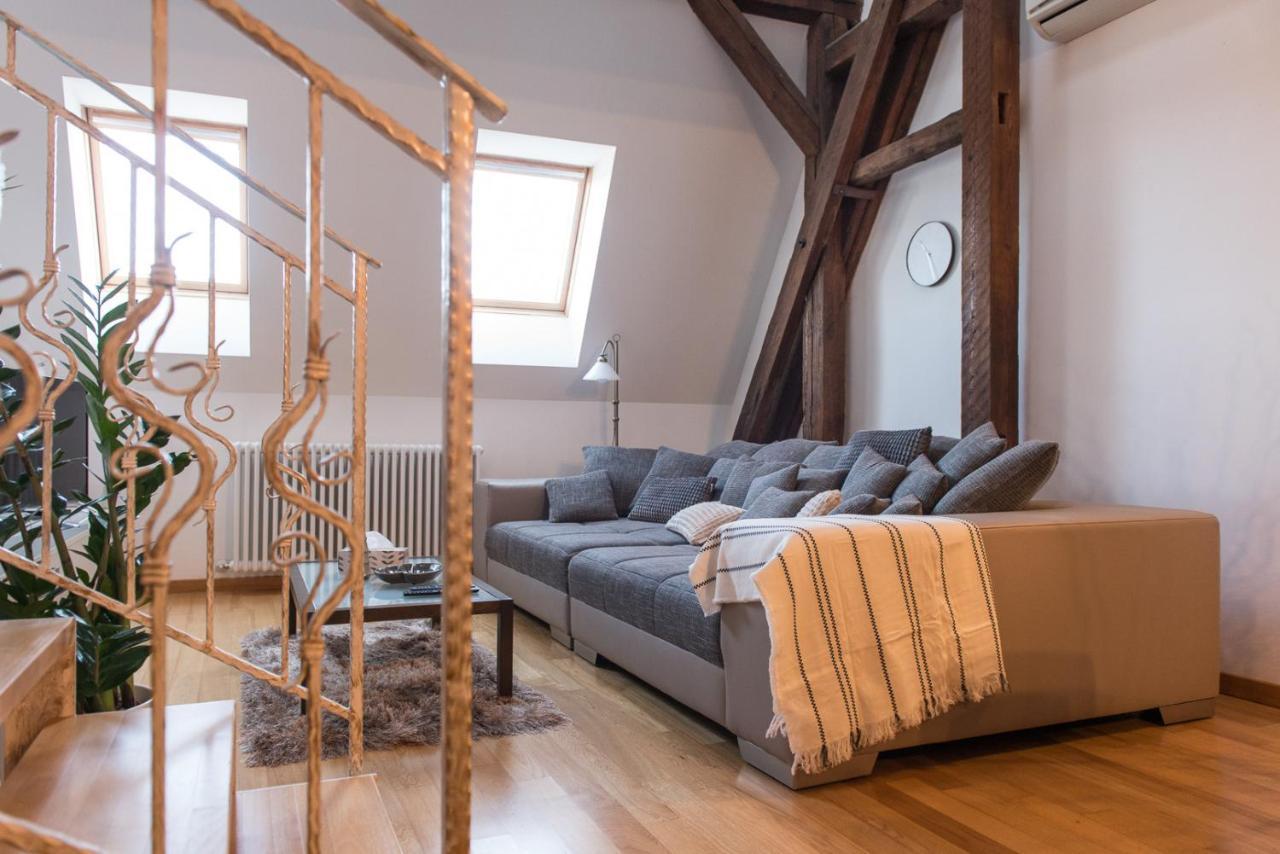 شقة Comfy Loft On Hlavna كَشّا المظهر الخارجي الصورة